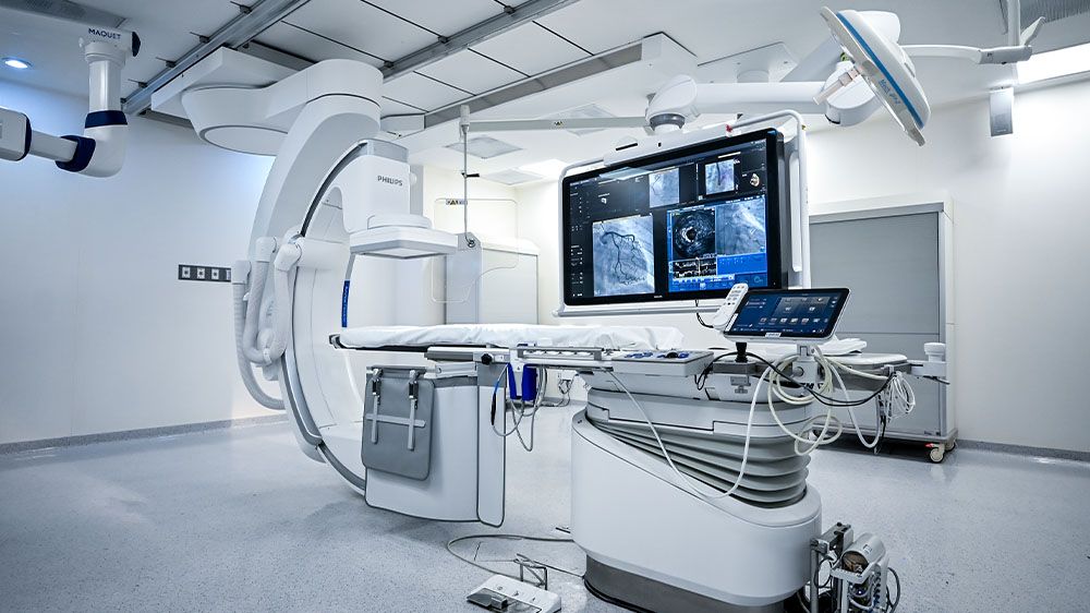 Sala con equipo de imagen de alta tecnología en Hospital Ángeles Valle Oriente